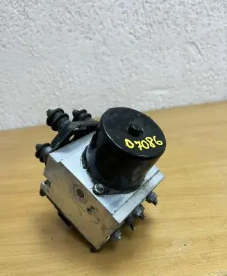 Volkswagen PASSAT CC ABS Pump 3C0614109AF D7086