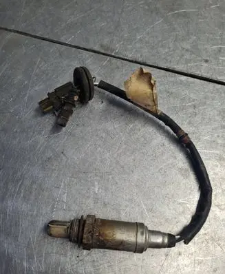 Mercedes-Benz 190 W201 Lambda probe sensor 0065429617