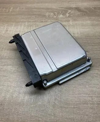 Volvo S60 Engine control unit/module ECU 30637733A 0281011078
