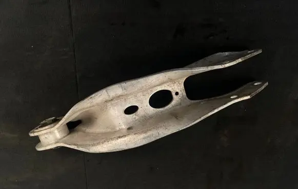 Porsche Cayenne (92A) Rear control arm 4M0505311