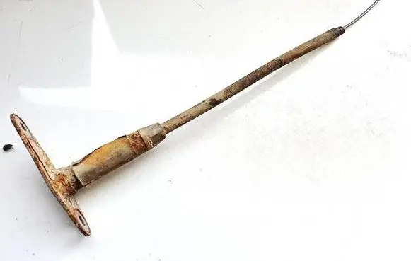 Handbrake/parking brake wiring cable
