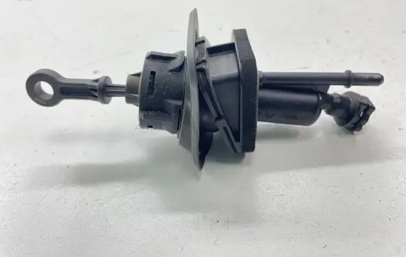 Ford Galaxy Clutch master cylinder 6G917A543BB 070324