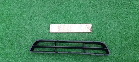 KIA Ceed Front bumper lower grill 86565-1H000