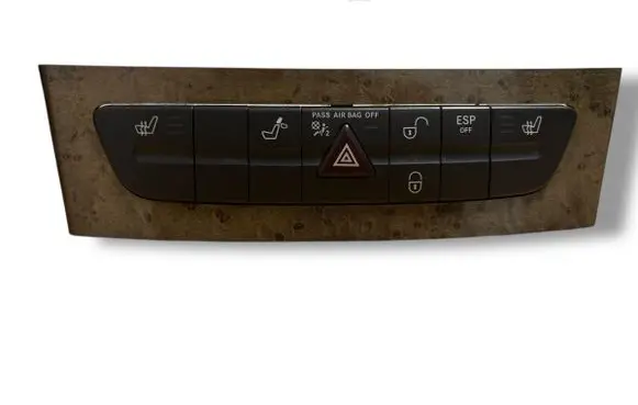 Mercedes-Benz CLS C219 Hazard light switch 2118210981 03754322Q02 6954815