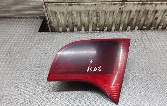 Audi A4 S4 B7 8E 8H Tailgate rear/tail lights 8E9945094