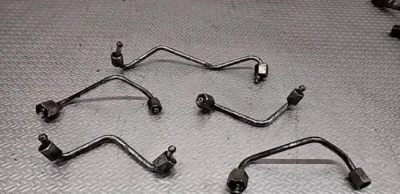 KIA Sportage Fuel injector supply line/pipe