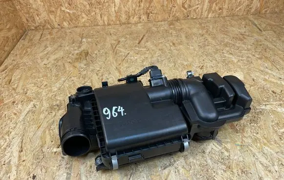 Air filter box