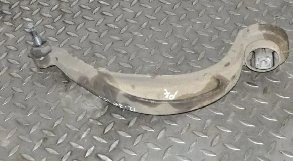 Front lower control arm/wishbone