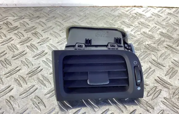 Honda Accord Dashboard side air vent grill/cover trim 77630TL0