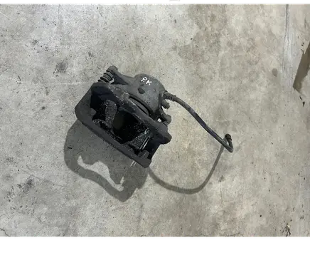 Mercedes-Benz E W212 Front brake caliper