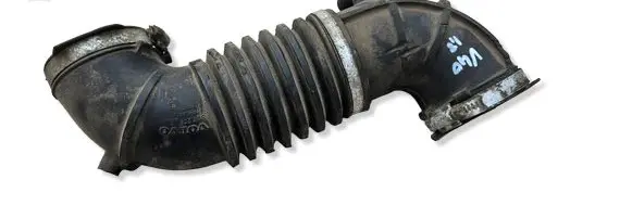 Volvo S40, V40 Air intake hose/pipe 30620842