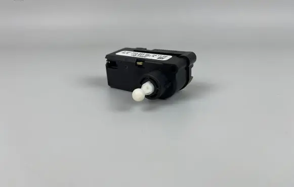 Volkswagen Transporter - Caravelle T6 Headlight level adjustment motor 1J0941295A 1J0941295 1J0.941.295.A
