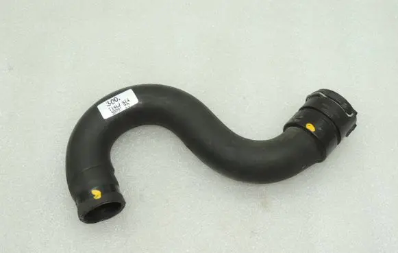 Volvo S80 Engine coolant pipe/hose 30645787