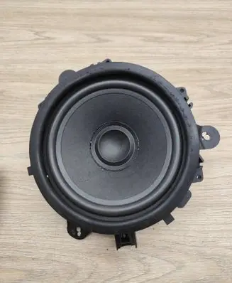 Volvo XC90 Front door speaker 30797139 S79EB