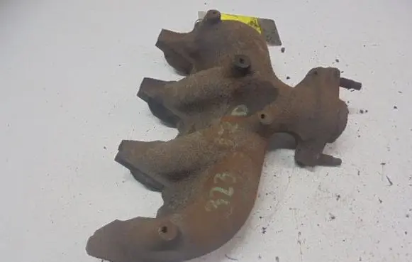 Mazda 323 Exhaust manifold
