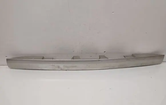 Toyota Auris 150 Trunk door license plate light bar 7680102250