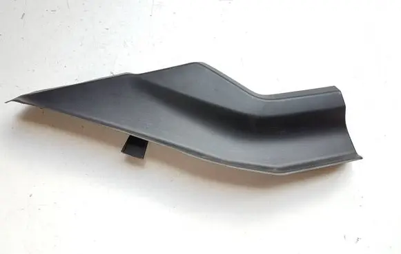 Peugeot 2008 II Wiper trim 9825750680