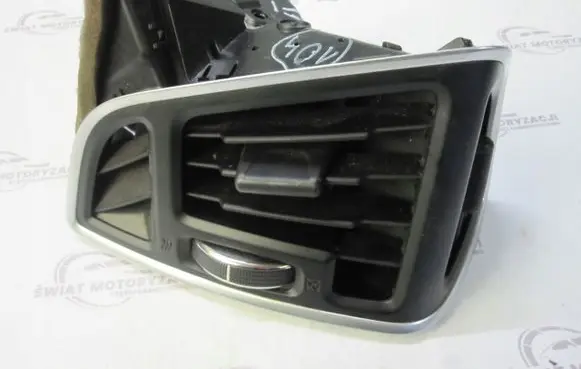 Ford C-MAX II Dashboard side air vent grill/cover trim R018B09