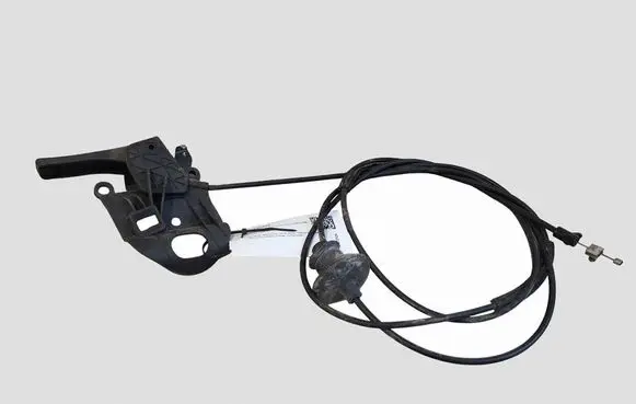 Peugeot 308 Engine bonnet (hood) release handle