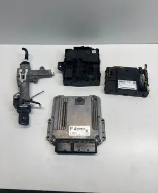 Nissan Navara D40 Engine ECU kit and lock set 284B24X01D 285B24X 237105X28C