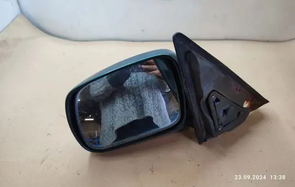 Hyundai Terracan Front door electric wing mirror 012155