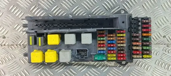 Mercedes-Benz Sprinter W906 Fuse module A9065454301