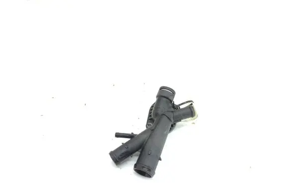 Volkswagen Caddy Engine coolant pipe/hose 03l121131aa
