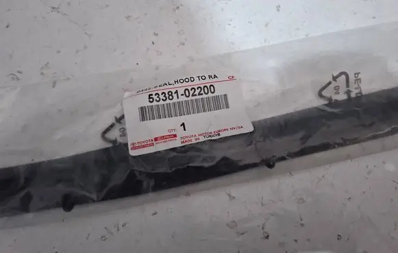 Toyota Corolla E160 E170 Engine bonnet/hood 5338102200