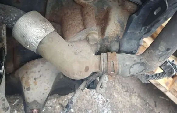 Volvo S40 Engine coolant pipe/hose