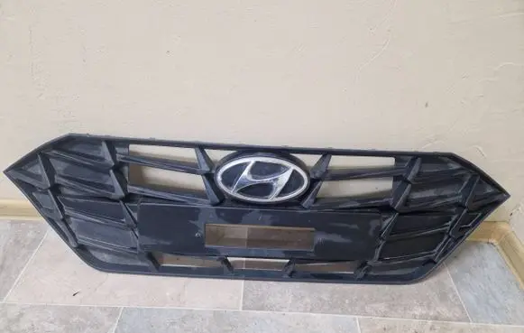 Hyundai i20 (BC3 BI3) Front grill 86351Q0000 BC35DR0AR
