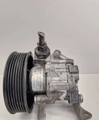 Mercedes-Benz Vito Viano W639 Power steering pump A0054660201 7693955244