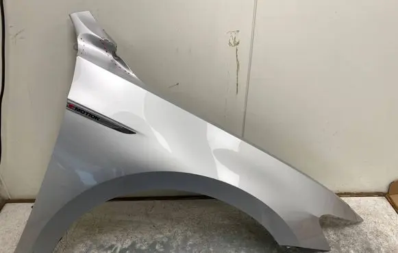 Volkswagen PASSAT B8 Fender 3G0821106BLA7W 3G0821106B LA7W
