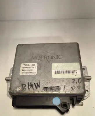 BMW 5 E34 Engine control unit/module 0261200172