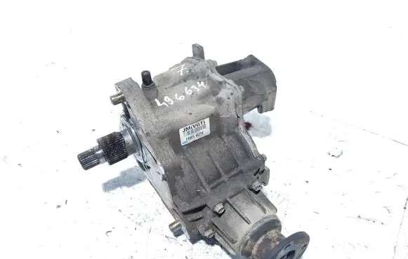 Hyundai Tucson JM Gearbox transfer box case F080540298