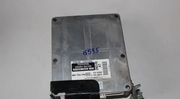 Toyota Yaris Engine control unit/module 8966152100 2110007220