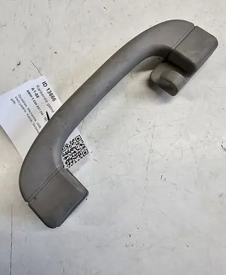 BMW 5 E60 E61 Rear interior roof grab handle 7033659