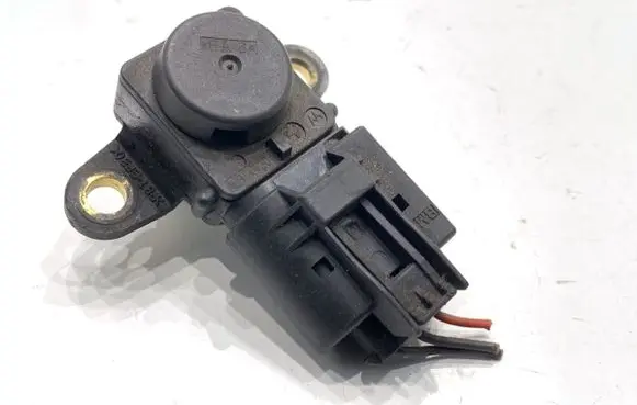 BMW 3 E90 E91 Air pressure sensor 7542623