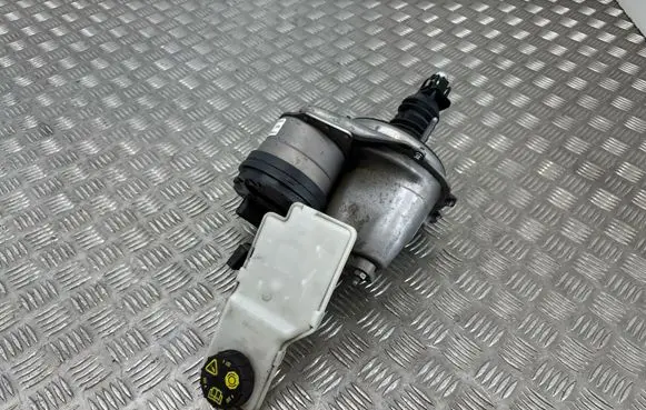 Volvo XC40 Brake booster 8889159647
