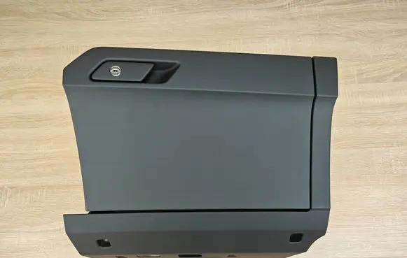 Audi Q3 F3 Glove box 83B857035
