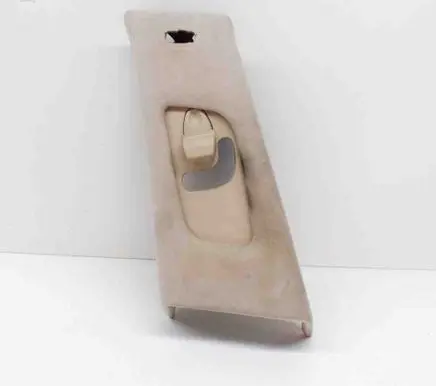 Maserati Ghibli (B) pillar trim (bottom) 670010338 AAH5373
