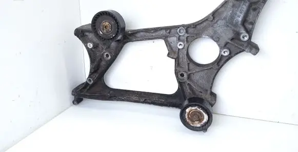 Generator/alternator bracket
