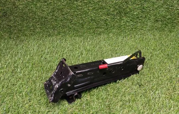 Ford Fusion Lift Jack 2N1117080AB