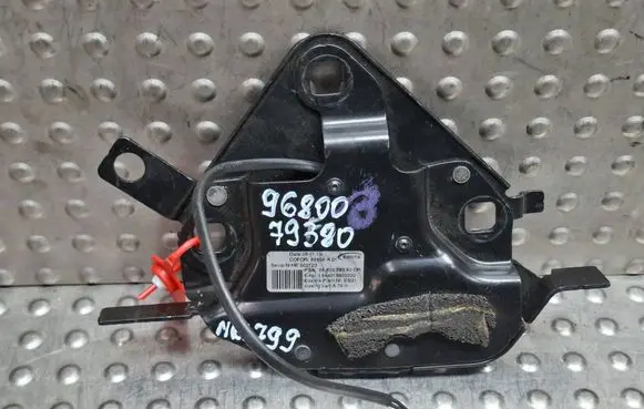 Peugeot 207 Convertible roof lock/latch S26301799 9680079380
