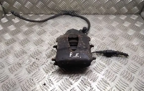 Volkswagen Golf V Front brake caliper
