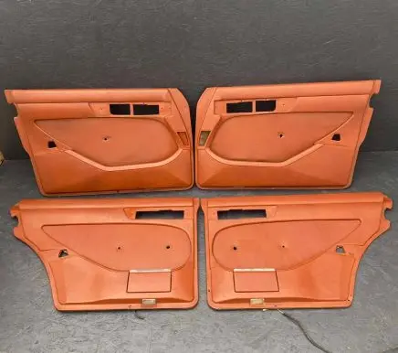 Mercedes-Benz S W126 Seat and door cards trim set 1267270170 1267270270 1267370270