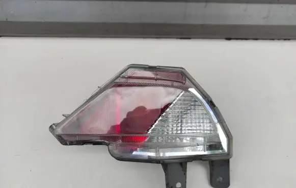Toyota RAV 4 (XA40) Rear/tail lights