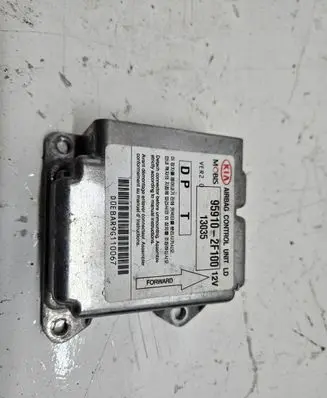 KIA Cerato Airbag control unit/module 959102F100