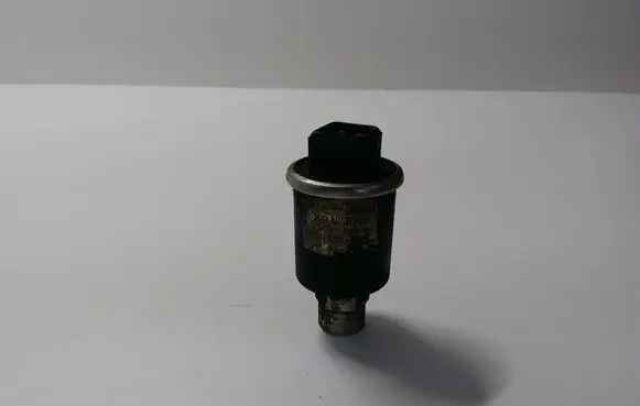 Air conditioning (A/C) pressure sensor