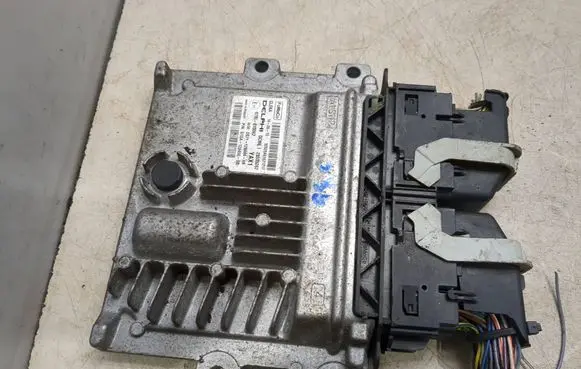 Ford S-MAX Engine control unit/module G1GA12A650GB 28535262 DS7112B684XB