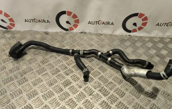 Volvo XC90 Engine coolant pipe/hose 31465025